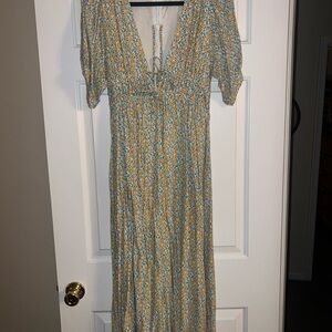 Faithful The Brand floral  V-Neck midi Dress